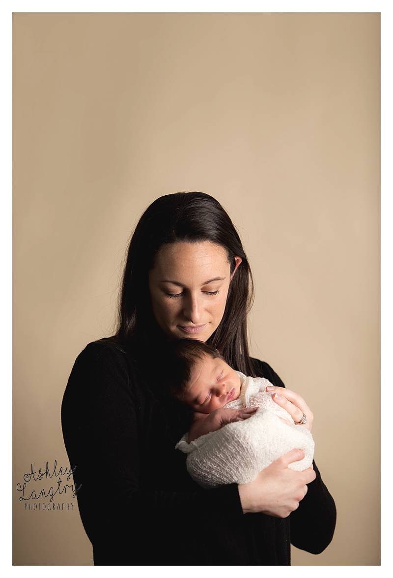 mom with new baby